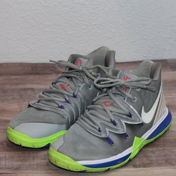 Nike Boys Kyrie 5 Wolf AQ2456-099 Grey Lime Blast Basketball Sneakers Size 6 Y - Picture 8 of 12